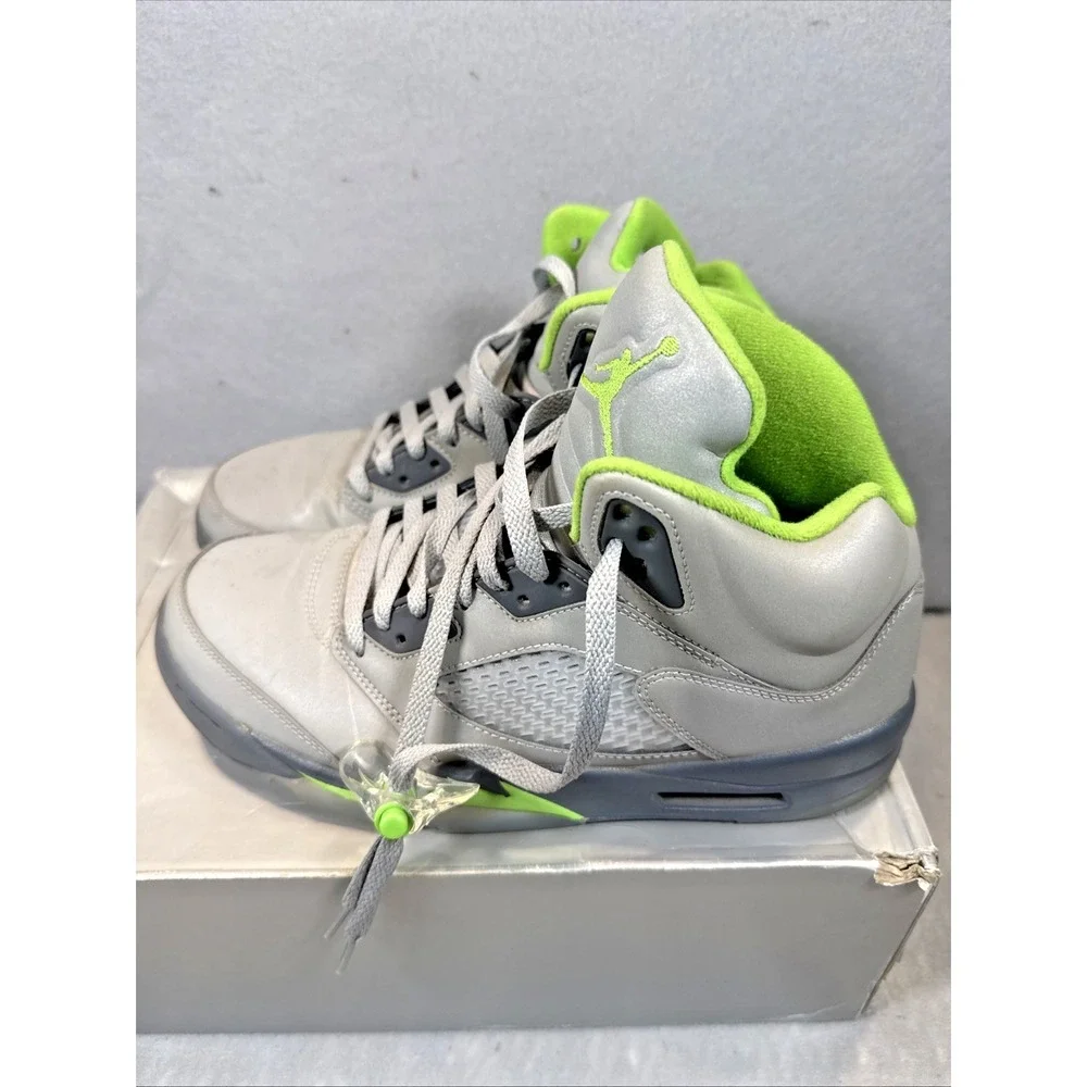 Jordan 5 Retro Green Bean Grey Leather Sneakers Size 9.5 DM9014-003